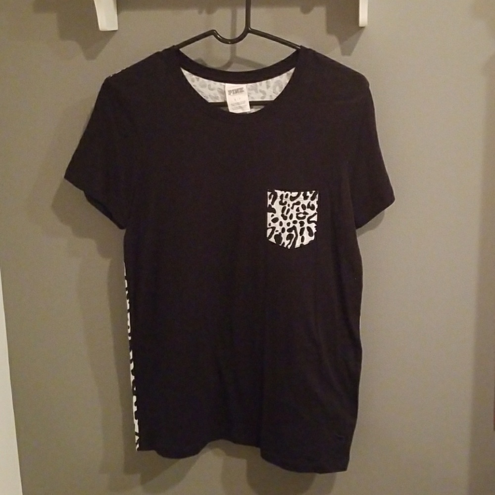 VS pink brand leopard print pocket tee